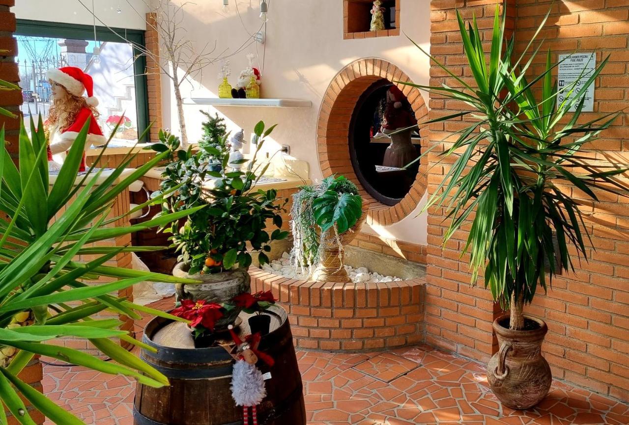 Fontana Oasis Apartments Castelnuovo del Garda Buitenkant foto