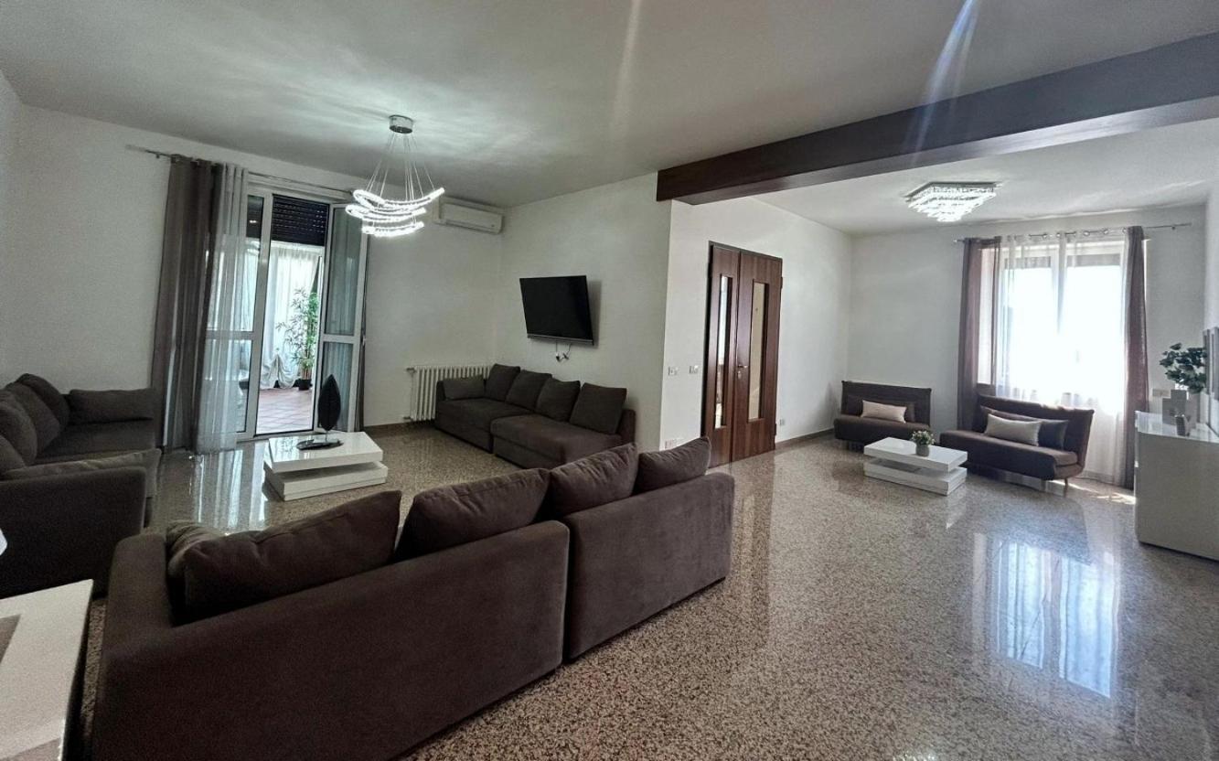 Fontana Oasis Apartments Castelnuovo del Garda Kamer foto